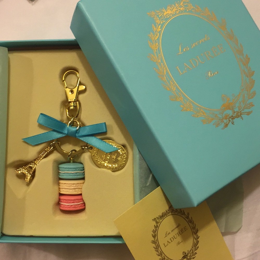 Les secrets Laduree keychain from Paris